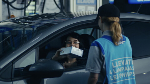 YPF "Collectable" directed by Martin Holzman