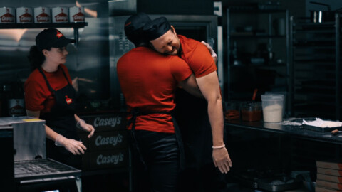 Caseys "If you leave me now" directed by Jones